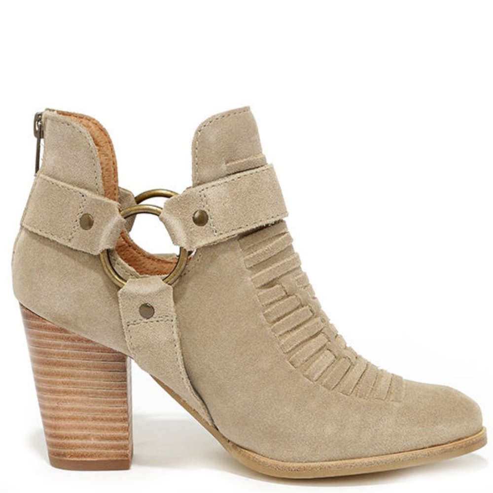 NWT Seychelles Sand Suede bootie Size 9.5